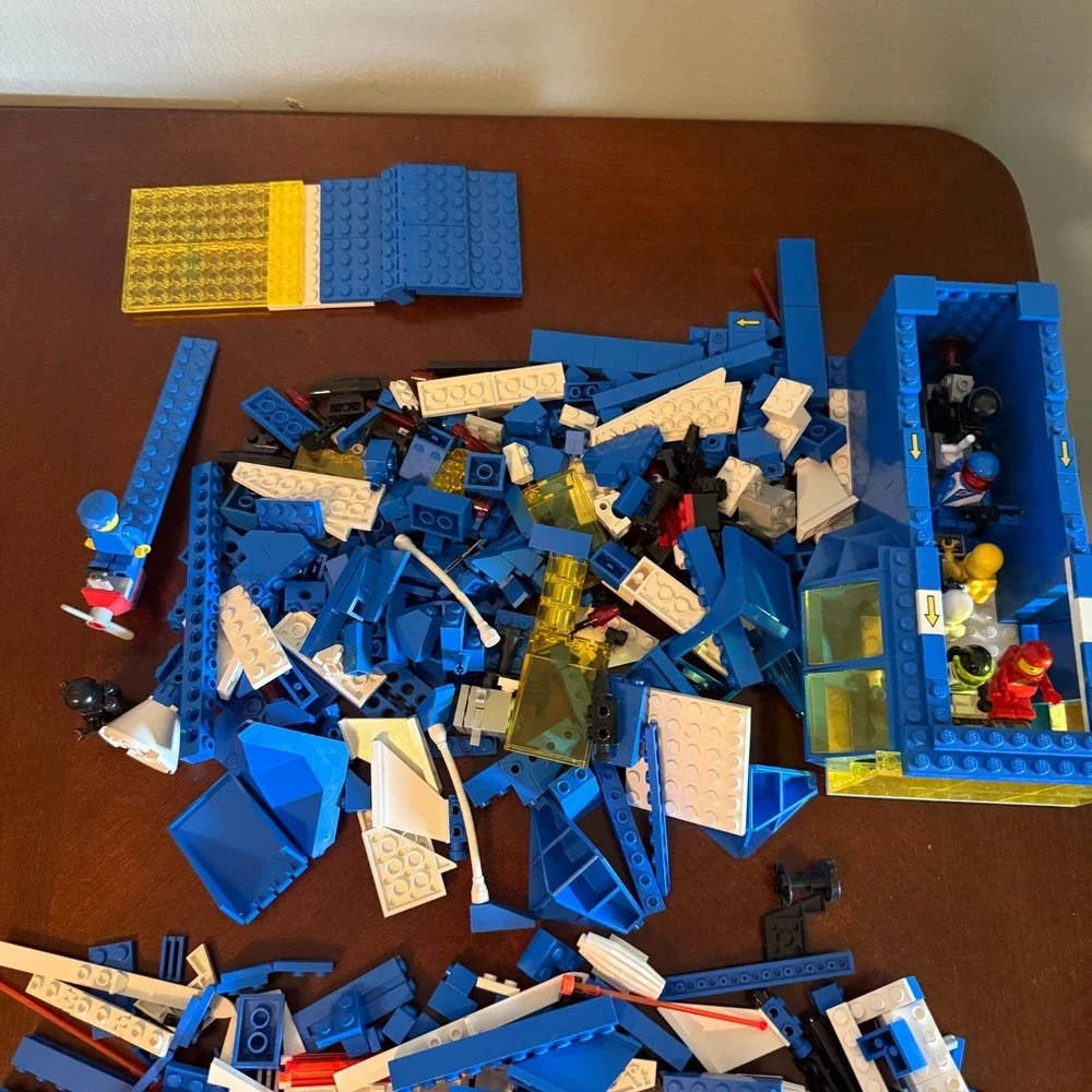 Lego collectors system
